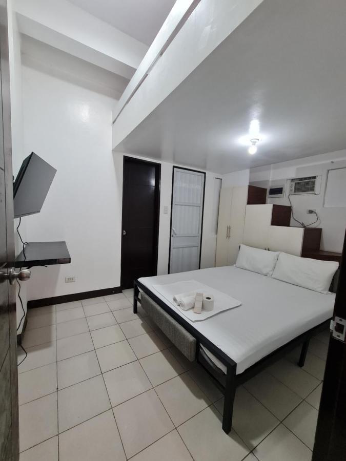 Dasma Lofts Hotel Near Dela Salle Dasma ดาสมารินญาส ภายนอก รูปภาพ