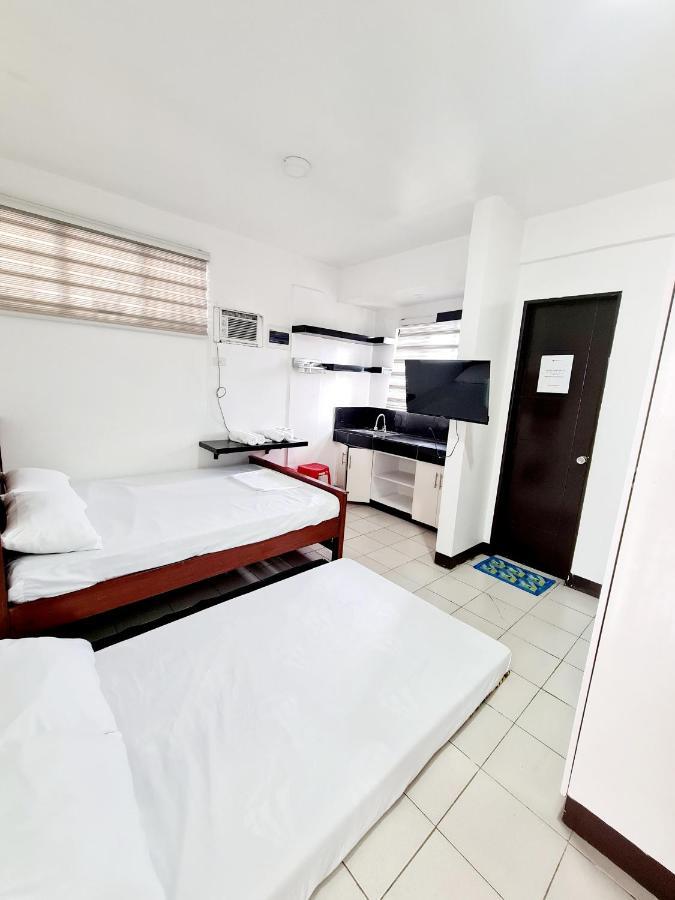 Dasma Lofts Hotel Near Dela Salle Dasma ดาสมารินญาส ภายนอก รูปภาพ