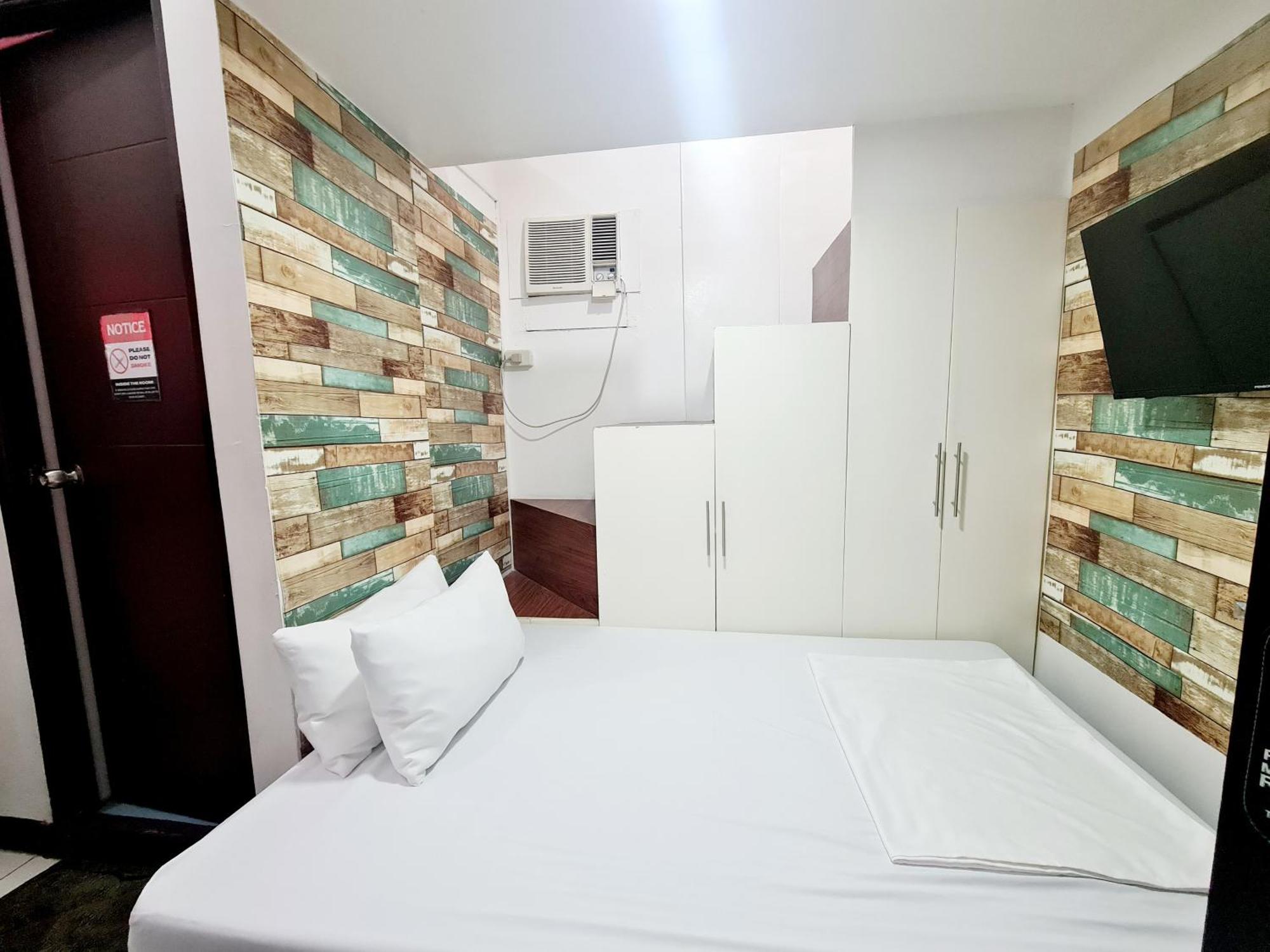 Dasma Lofts Hotel Near Dela Salle Dasma ดาสมารินญาส ภายนอก รูปภาพ